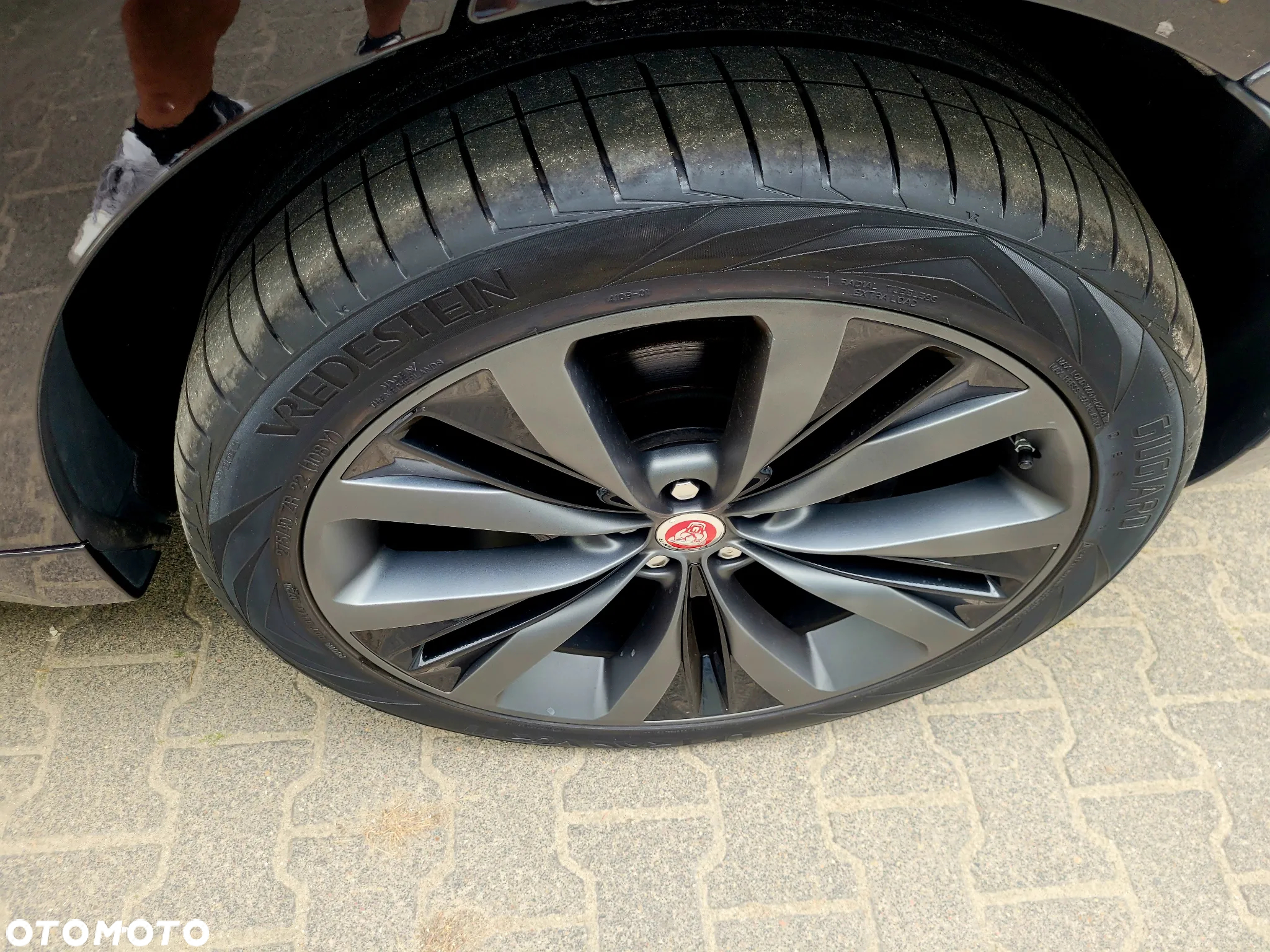 Jaguar F-Pace 2.0 i4D AWD R-Sport - 11