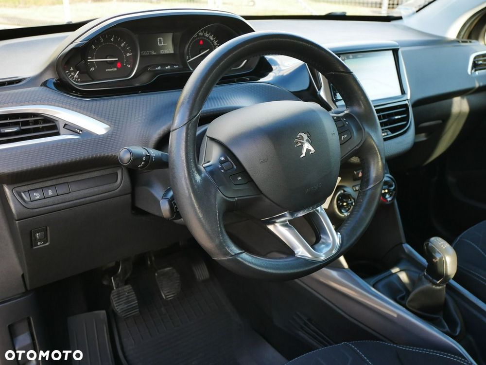 Peugeot 2008 2016 photo 5