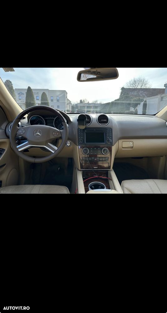Mercedes-Benz ML 500 Aut - 7