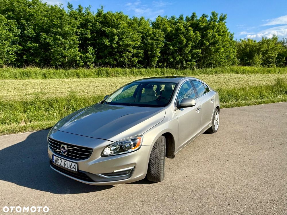Volvo S60 - 2