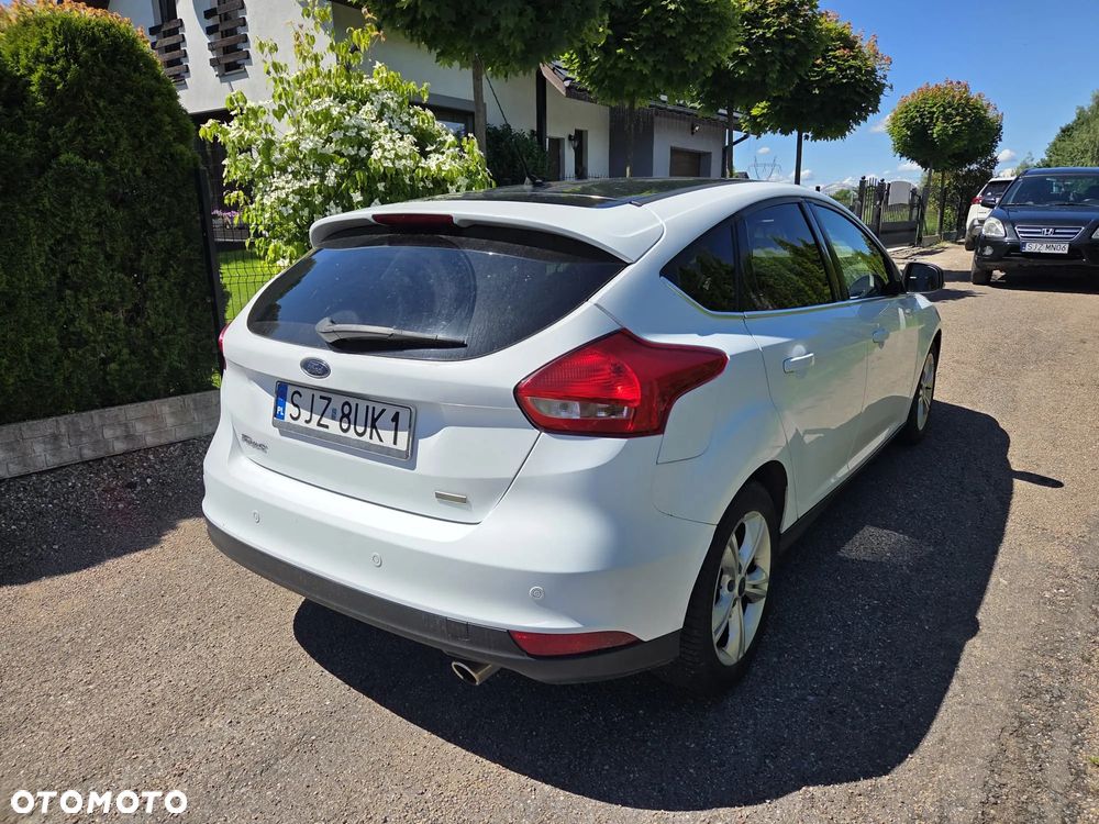 Ford Focus 1.5 EcoBoost Titanium ASS - 3