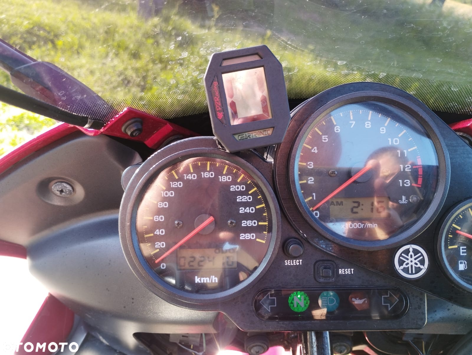 Yamaha FZS - 28