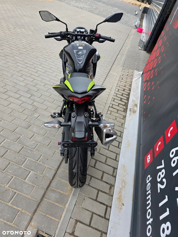 Kawasaki Z - 28