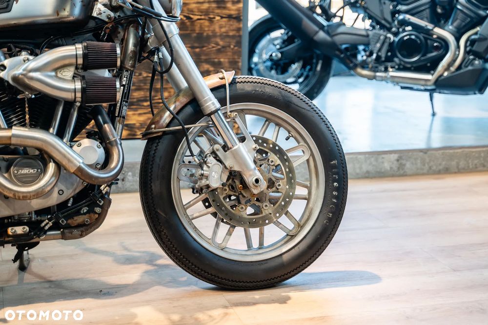 Harley-Davidson Sportster Roadster 1200R - 26