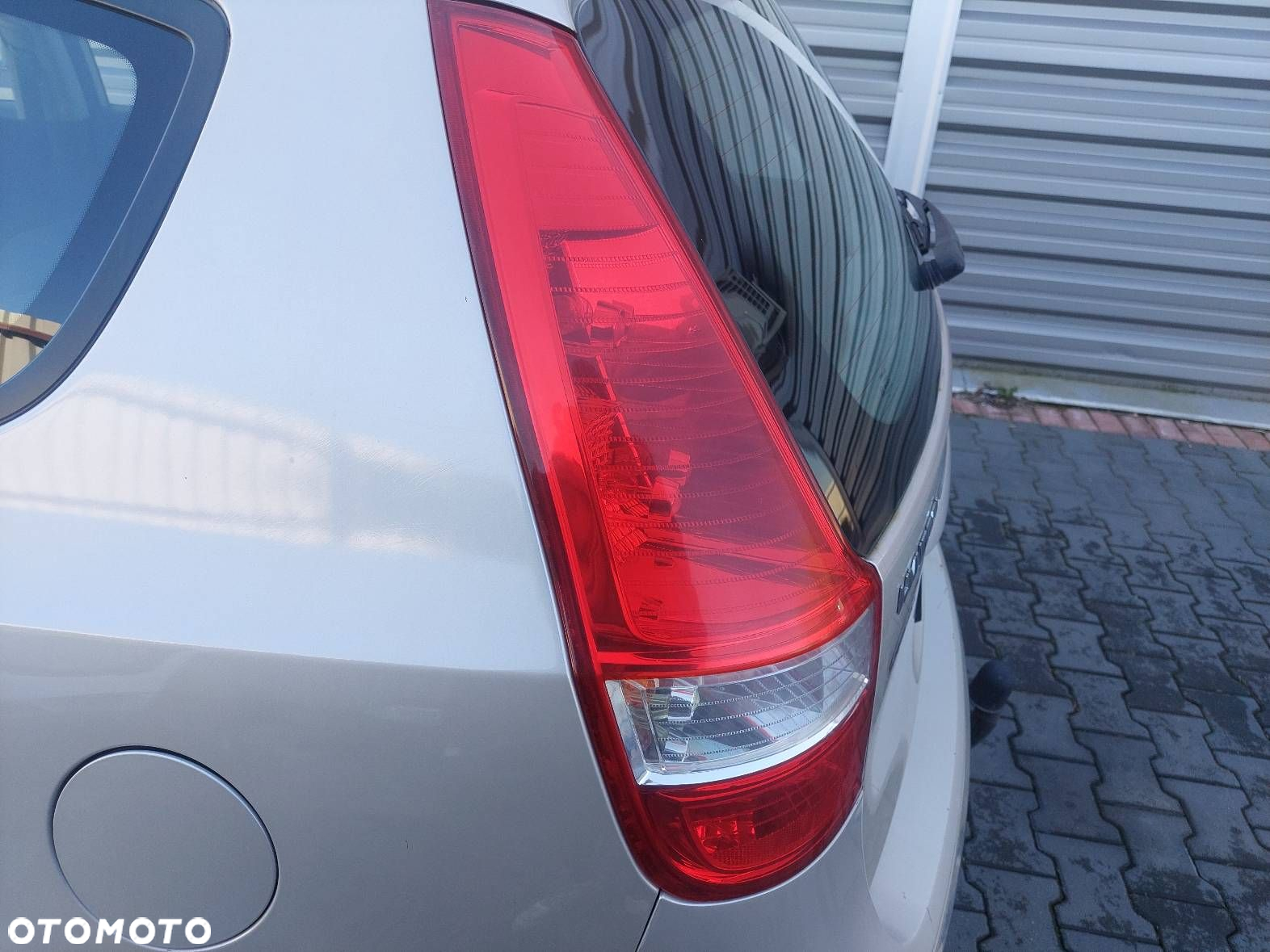 LAMPY TYŁ KOMPLET LEWA + PRAWA  HYUNDAI I30 CW - 3