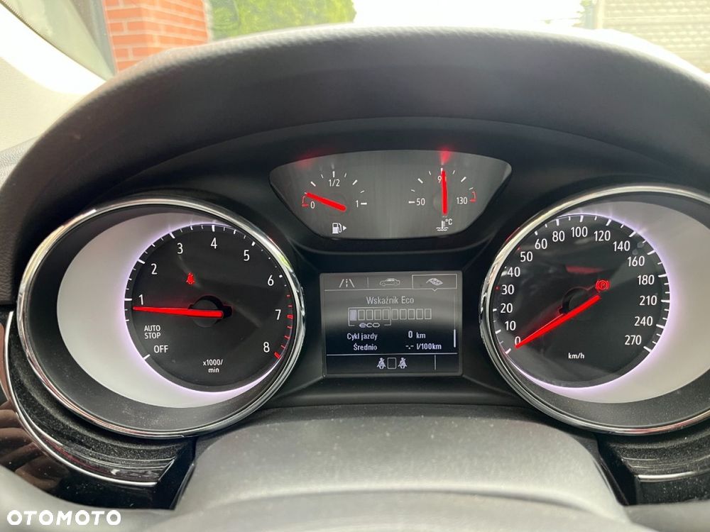 Opel Astra 1.2 T Ultimate S&S - 11