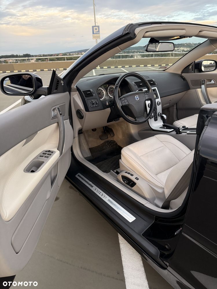 Volvo C70 T5 Summum - 24