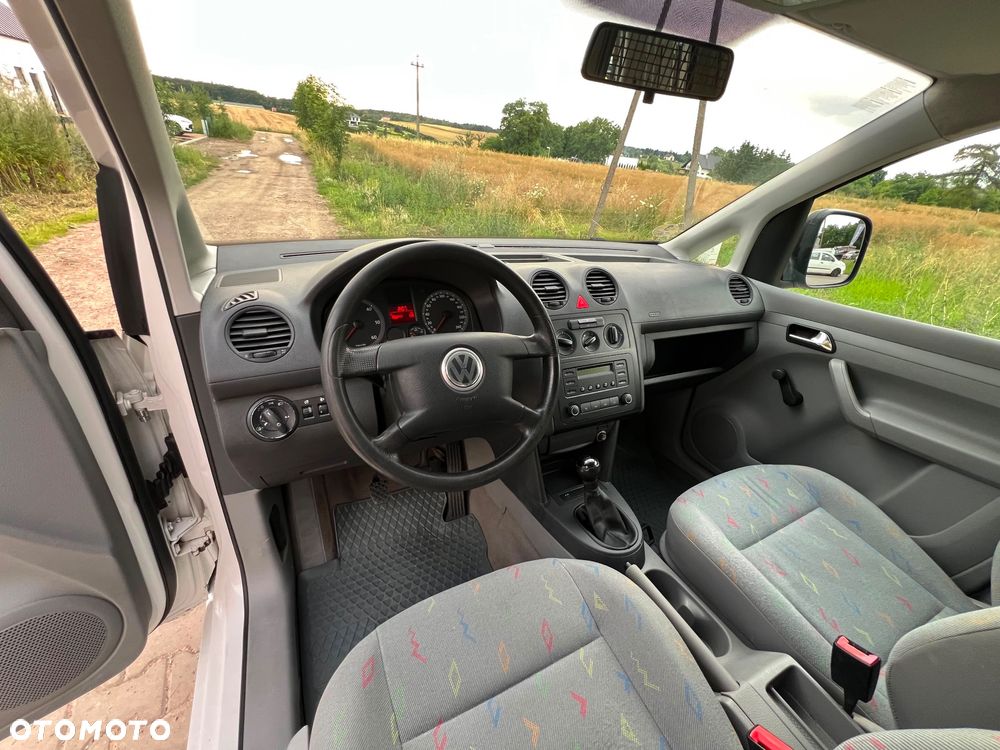 Volkswagen Caddy - 25