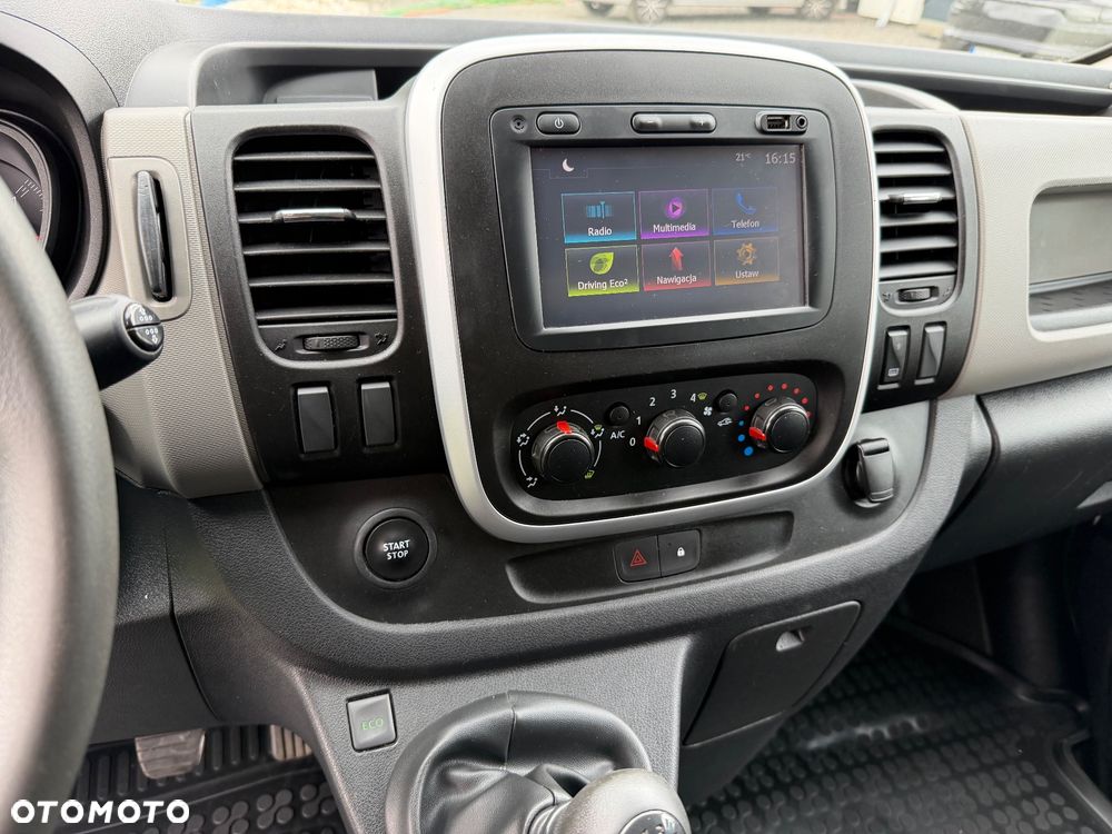 Renault Trafic - 16