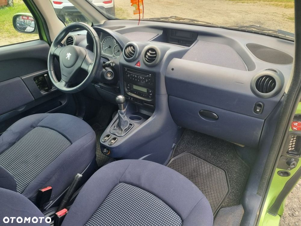 Peugeot 1007 - 15