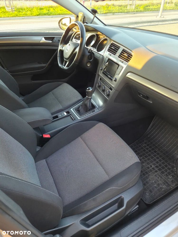 Volkswagen Golf 1.6 TDI BMT Comfortline - 13