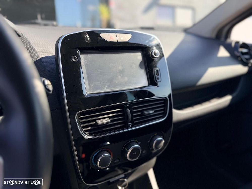 Renault Clio 0.9 TCe Limited - 20