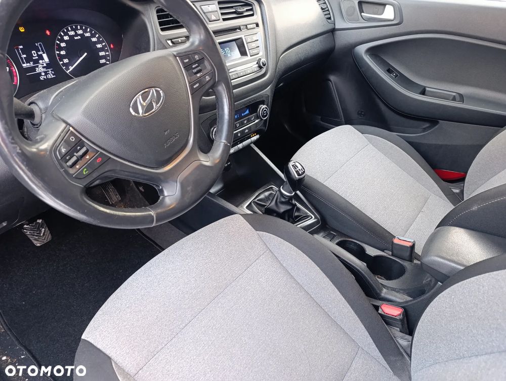 Hyundai i20 1.4 Comfort - 3