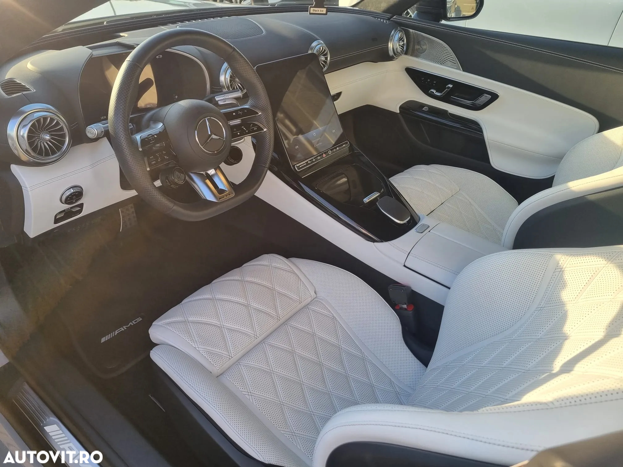 Mercedes-Benz SL AMG 55 4MATIC+ - 24