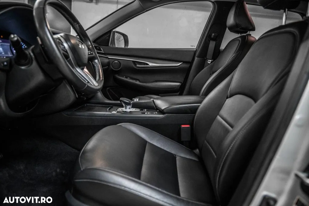 Infiniti QX50 - 10