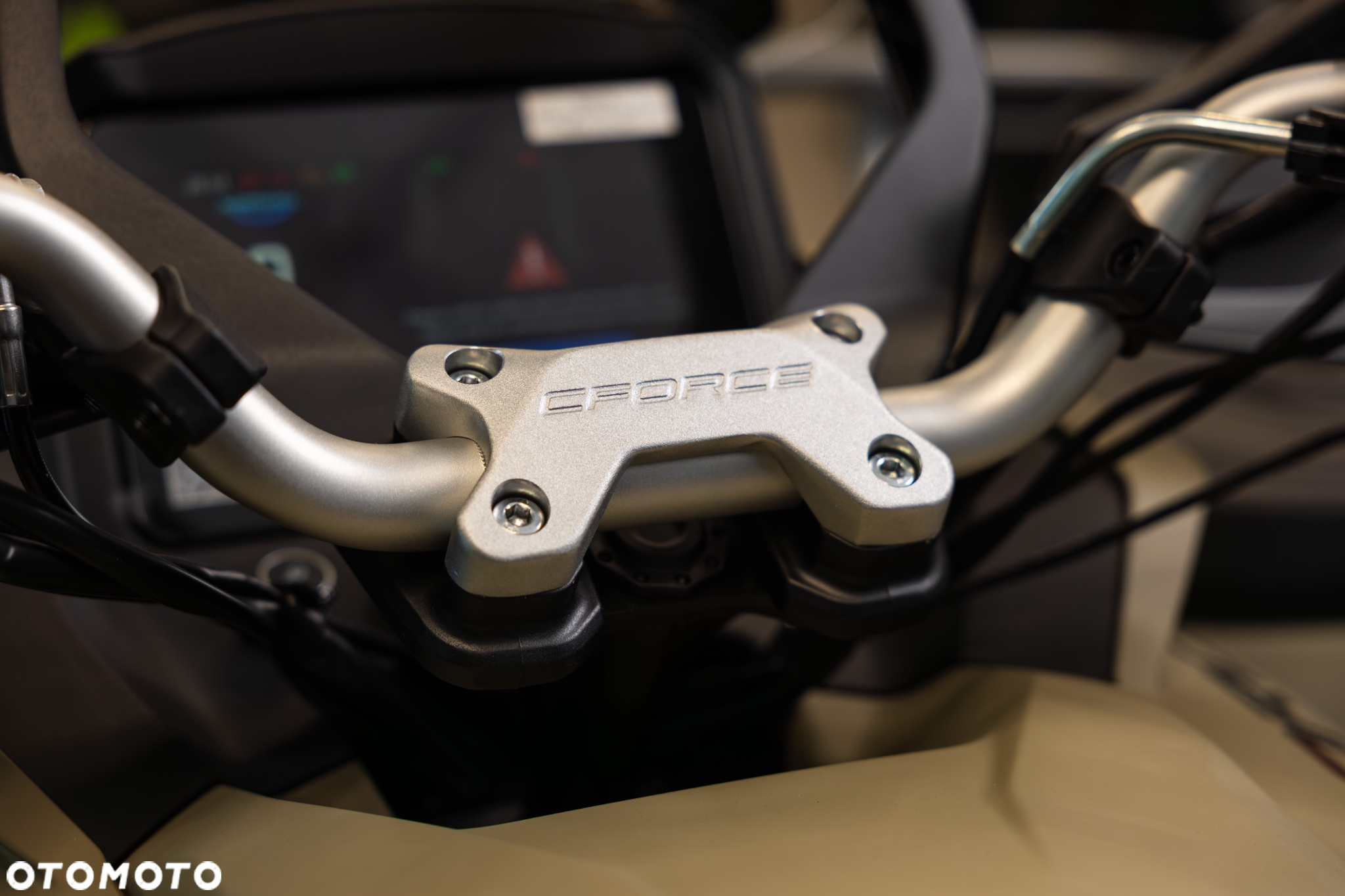 CFMoto CForce - 10