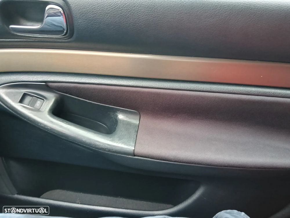 Audi A4 Avant 1.9 TDI Attraction - 24