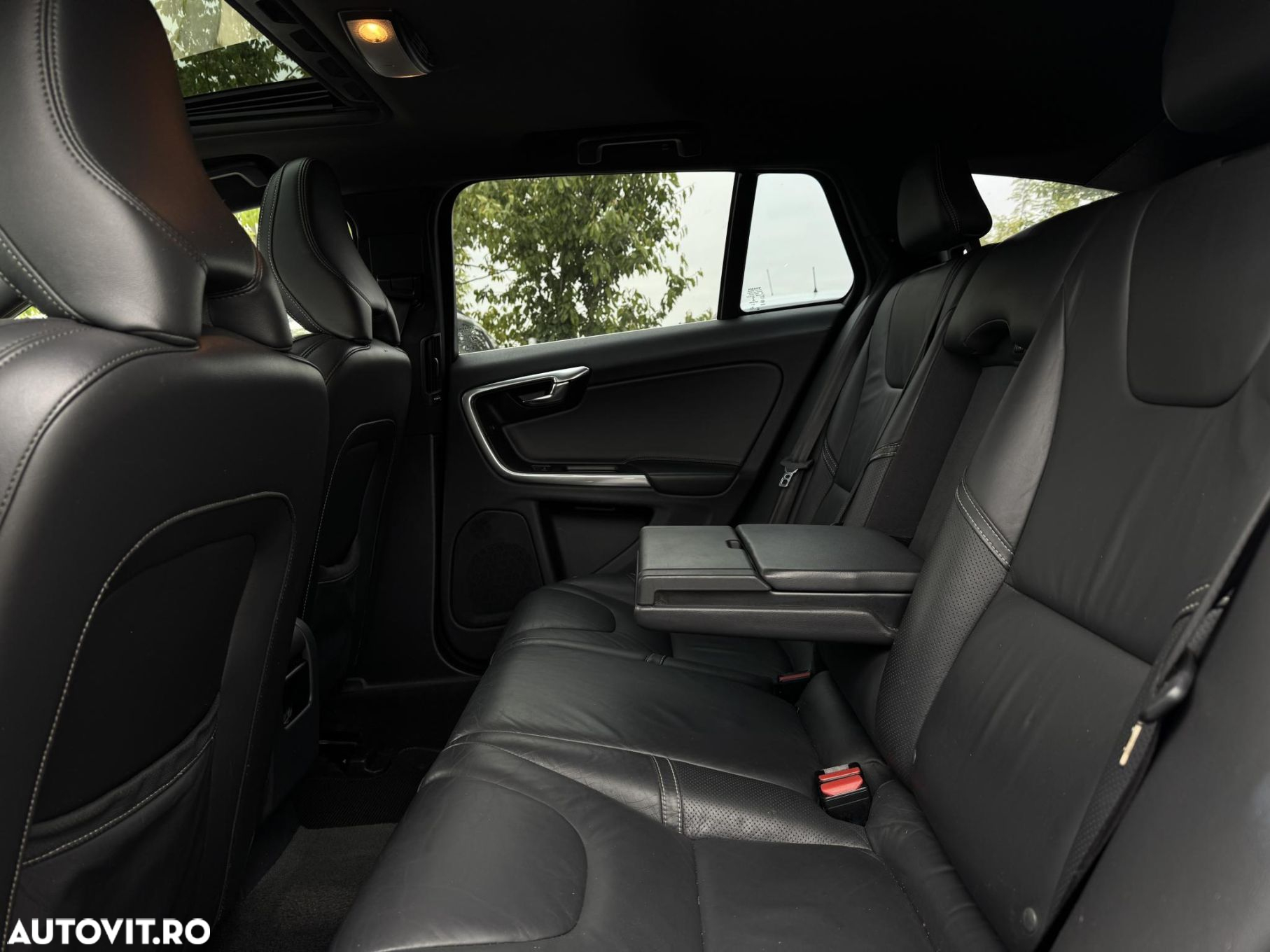 Volvo V60 - 16