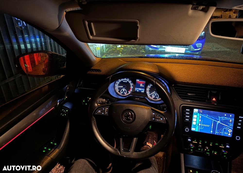 Skoda Octavia 2.0 TDI DSG Style - 4