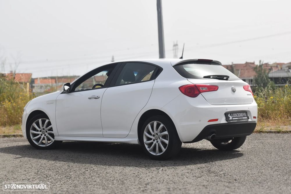 Alfa Romeo Giulietta 1.6 JTDM Super TCT - 4