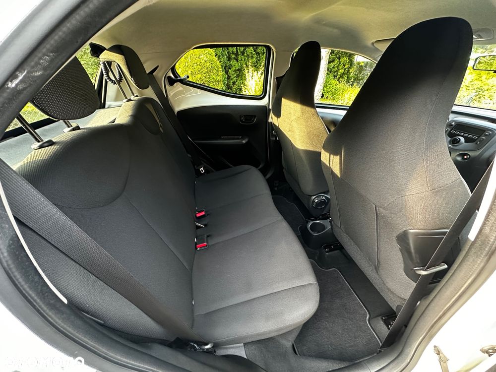 Toyota Aygo x - 7
