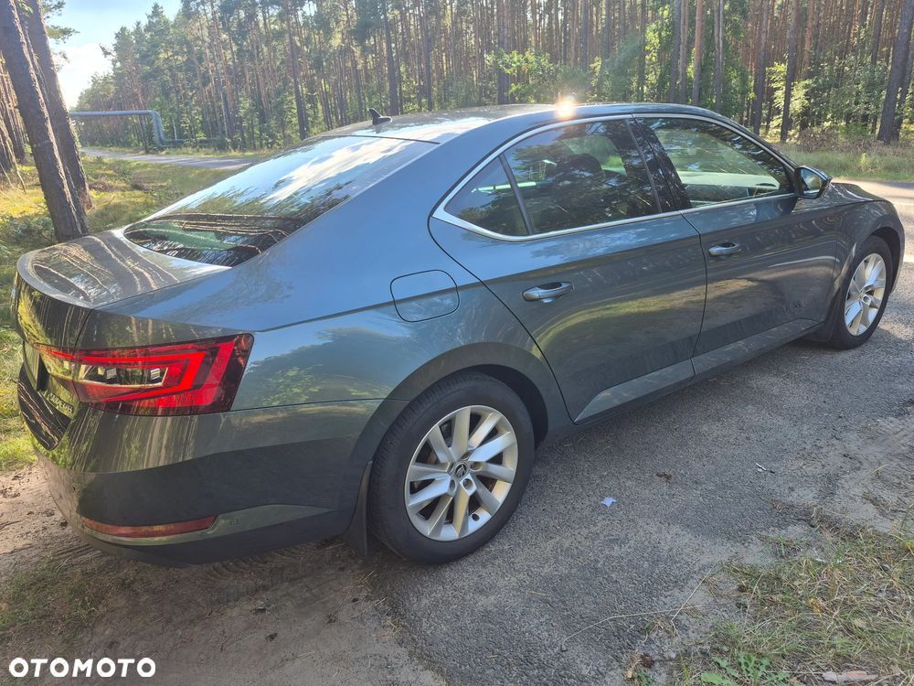 Skoda Superb 1.8 TSI Style DSG - 4