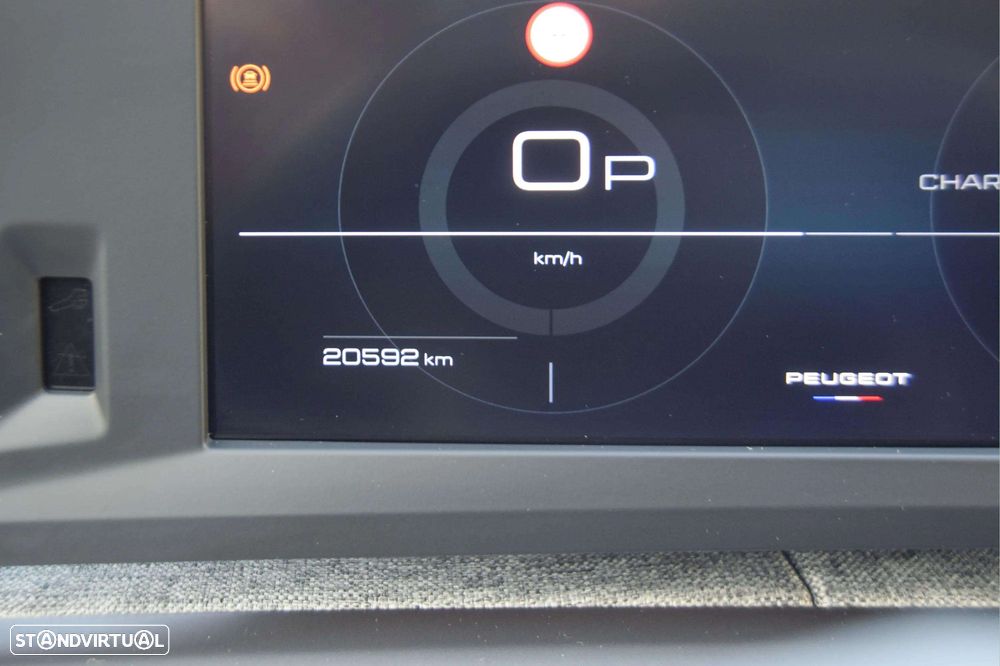 Peugeot 3008 1.2 Hybrid Allure e-DCS6 - 28