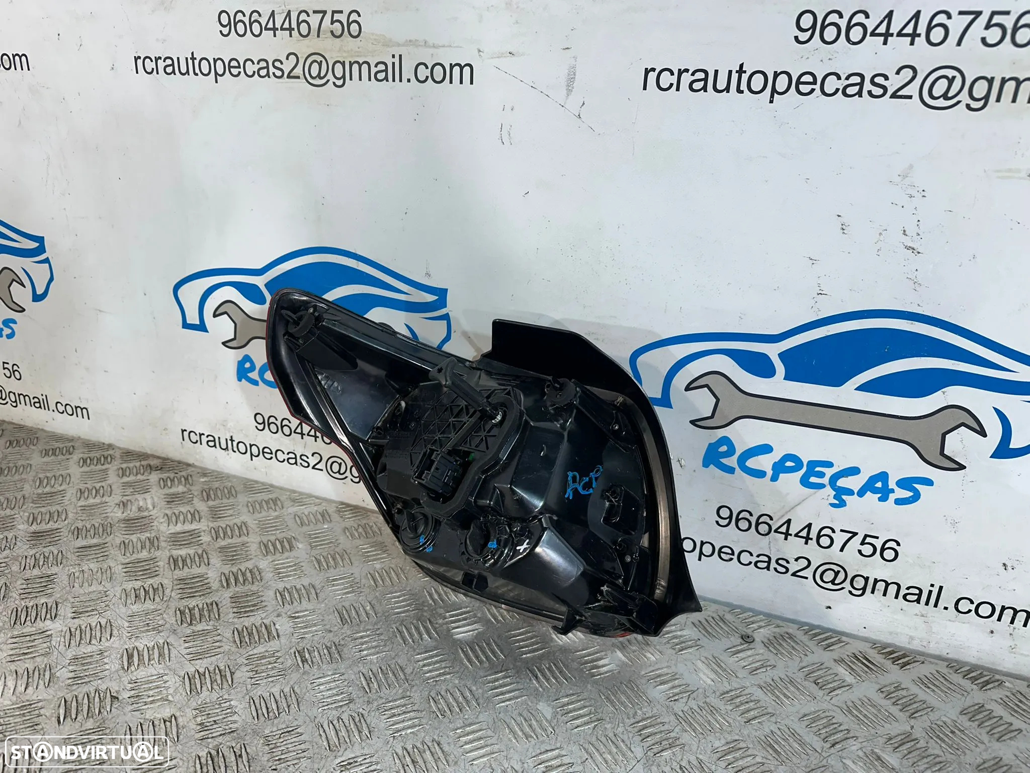 .Farolim traseiro Tras Direito PSA Citroen DS DS3 2009 - 2016 - 8