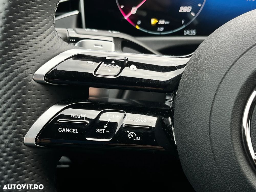 Mercedes-Benz E 200 4Matic 9G-TRONIC - 15