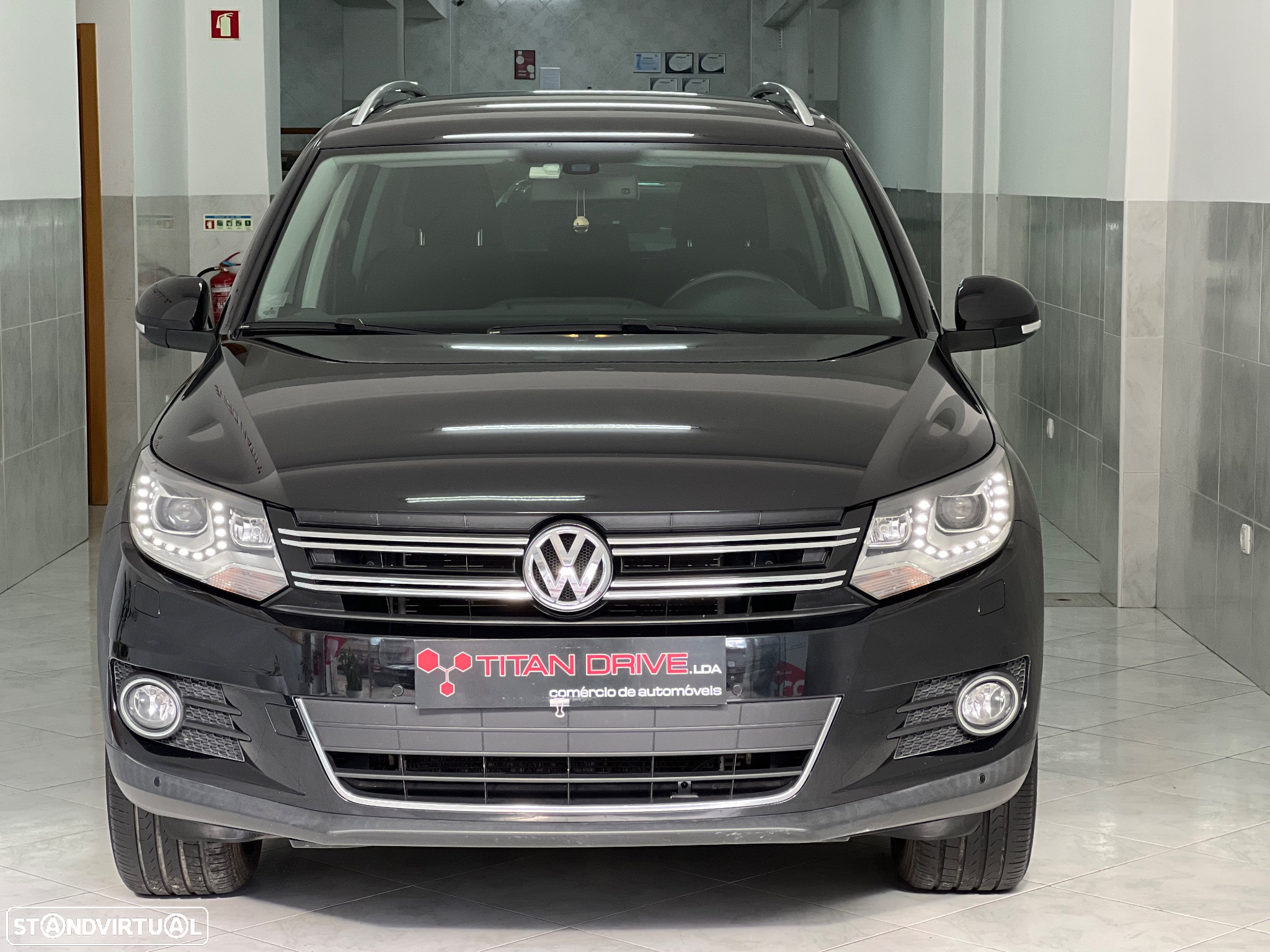 VW Tiguan 2.0 TDI DPF 4Motion DSG Sport & Style - 11
