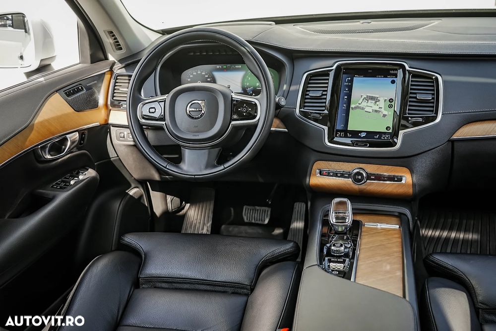 Volvo XC 90 T8 AWD Recharge Geartronic Inscription Edition - 10