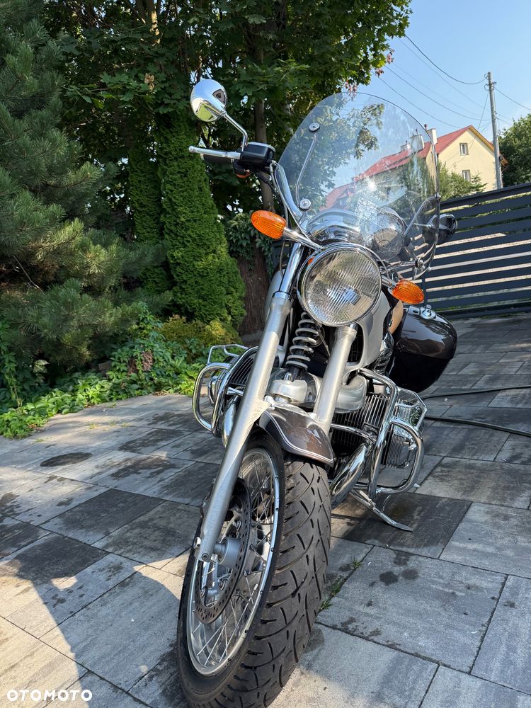 BMW R - 1