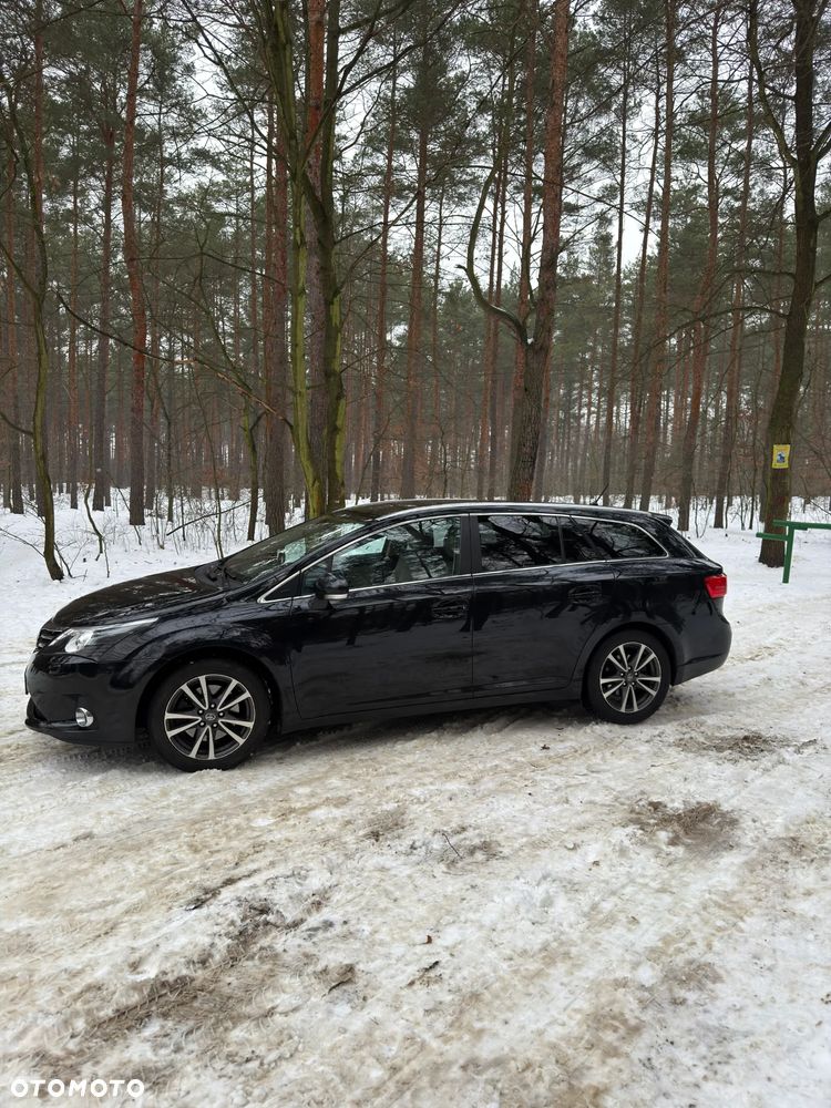Toyota Avensis 2.2 D-4D Premium - 7