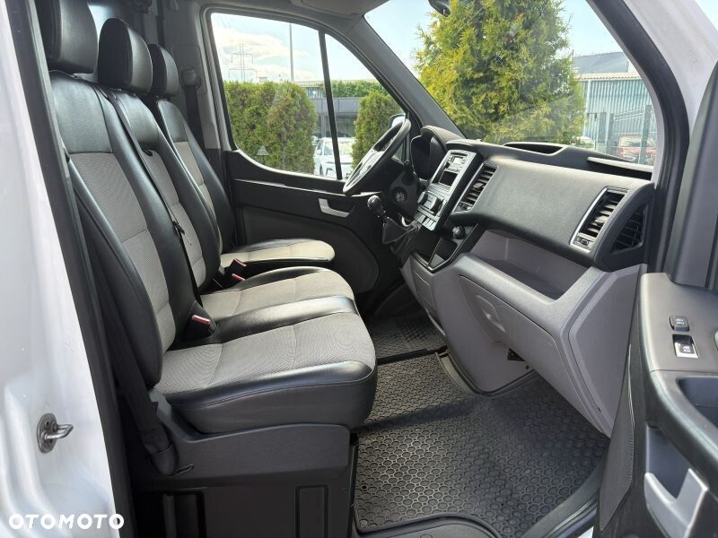 Hyundai H350 - 7