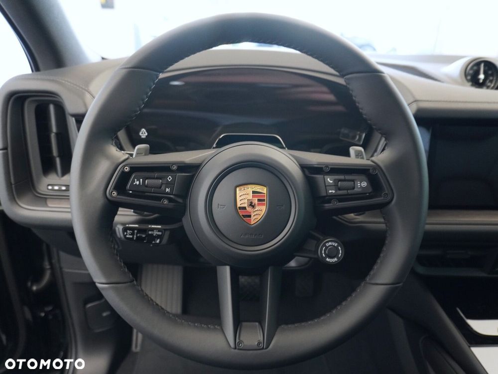 Porsche Cayenne Black Edition - 26