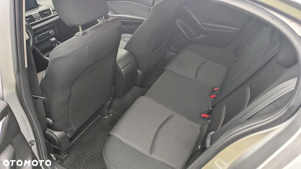 Mazda 3 2.0 Skyenergy EU6 - 10