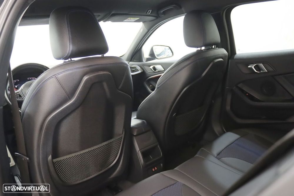 BMW 116 d Pack Desportivo M Auto - 10