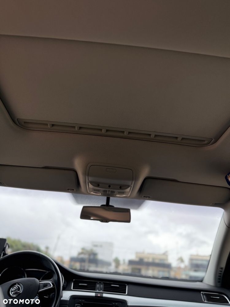 Skoda Superb 3.6 FSI 4x4 Elegance DSG - 19