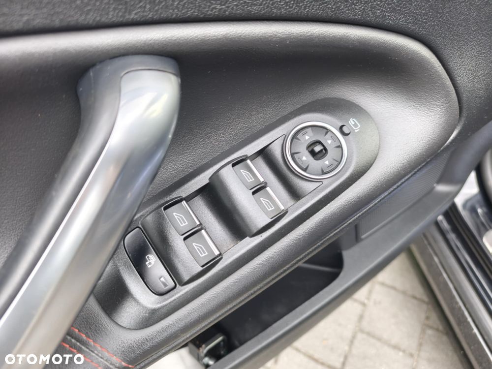 Ford Mondeo 2.2 TDCi Titanium S - 23