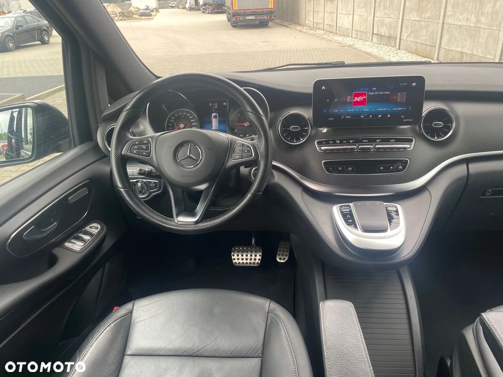 Mercedes-Benz Klasa V 300 d lang 9G-TRONIC Exclusive - 12