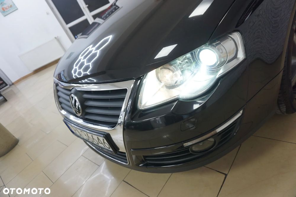 Volkswagen Passat 2.0 TDI DSG Comfortline - 14