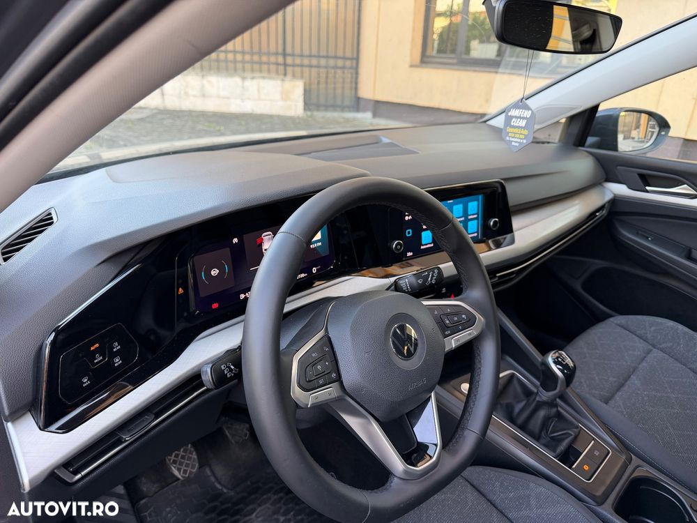 Volkswagen Golf - 17