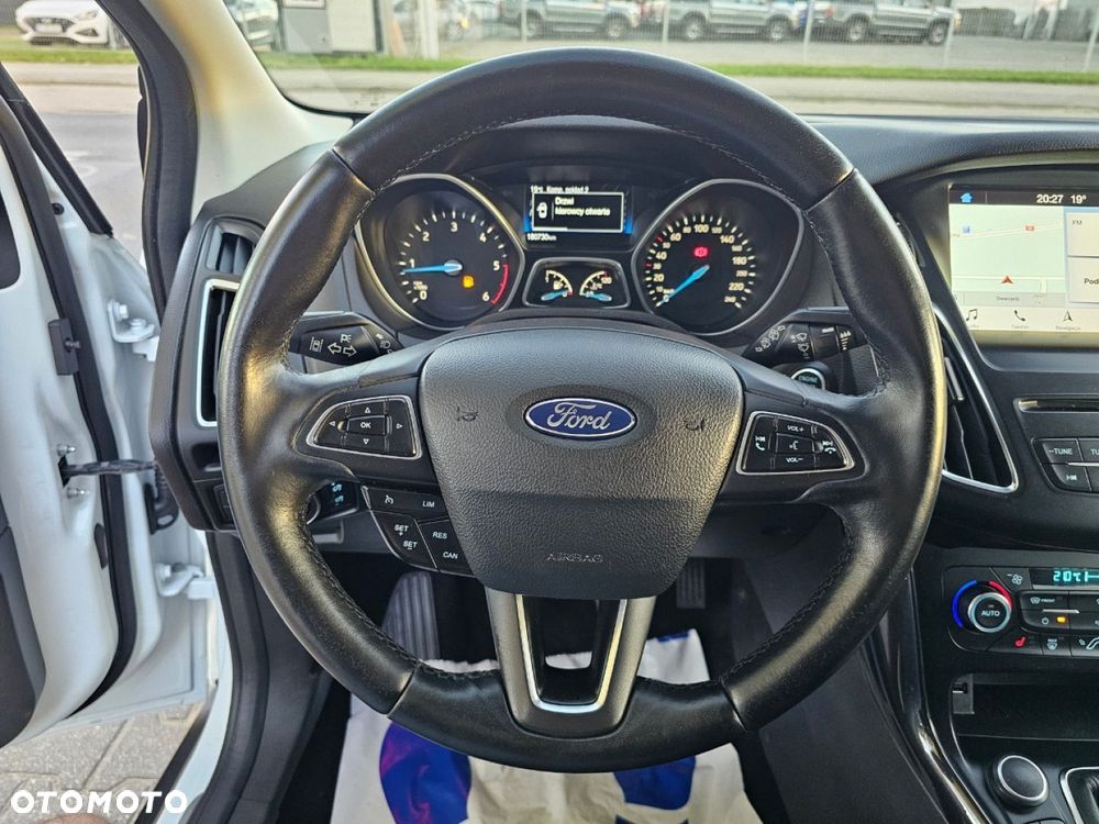 Ford Focus - 22