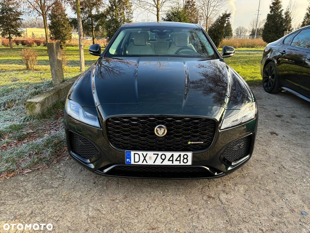 Jaguar XF P300 AWD R-Dynamic SE - 2