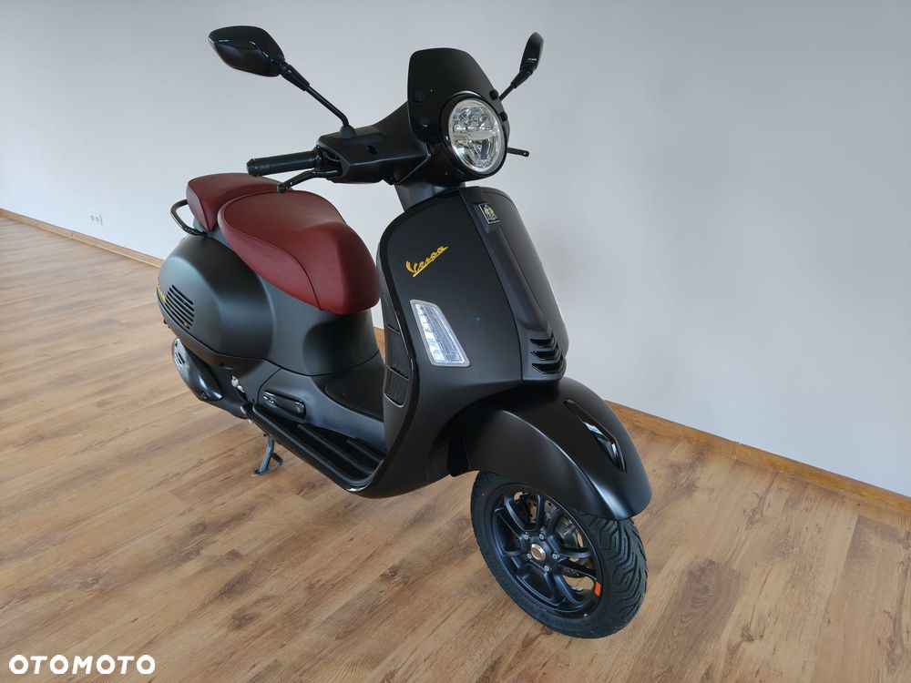 Piaggio Vespa - 1