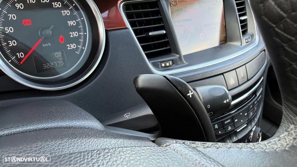 Peugeot 508 RXH BlueHDi 180 EAT6 Stop&Start - 25