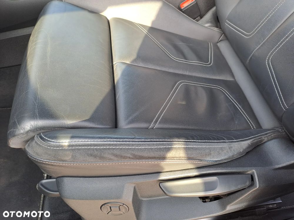 Audi Q3 Sportback 45 TFSI quattro S tronic S line - 4