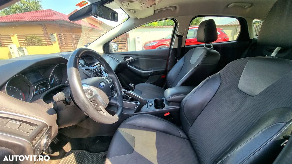 Ford Focus 1.6 EcoBoost Start-Stopp-System Titanium - 10