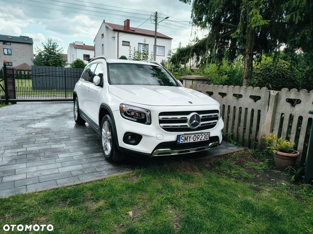 Mercedes-Benz GLB 250 8G-DCT - 12