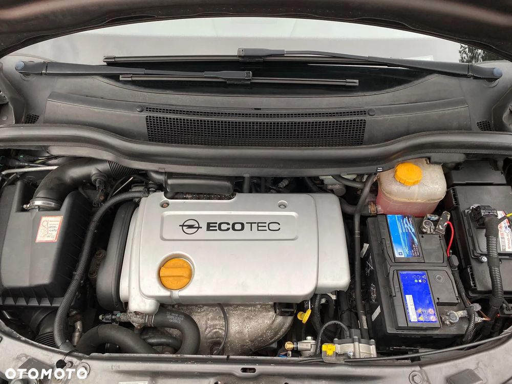 Opel Zafira 1.6 Cosmo - 6